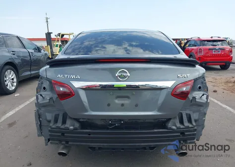 2017 Nissan Altima 2.5 Sr из США, поврежденный, VIN 1N4AL3AP6HC268169